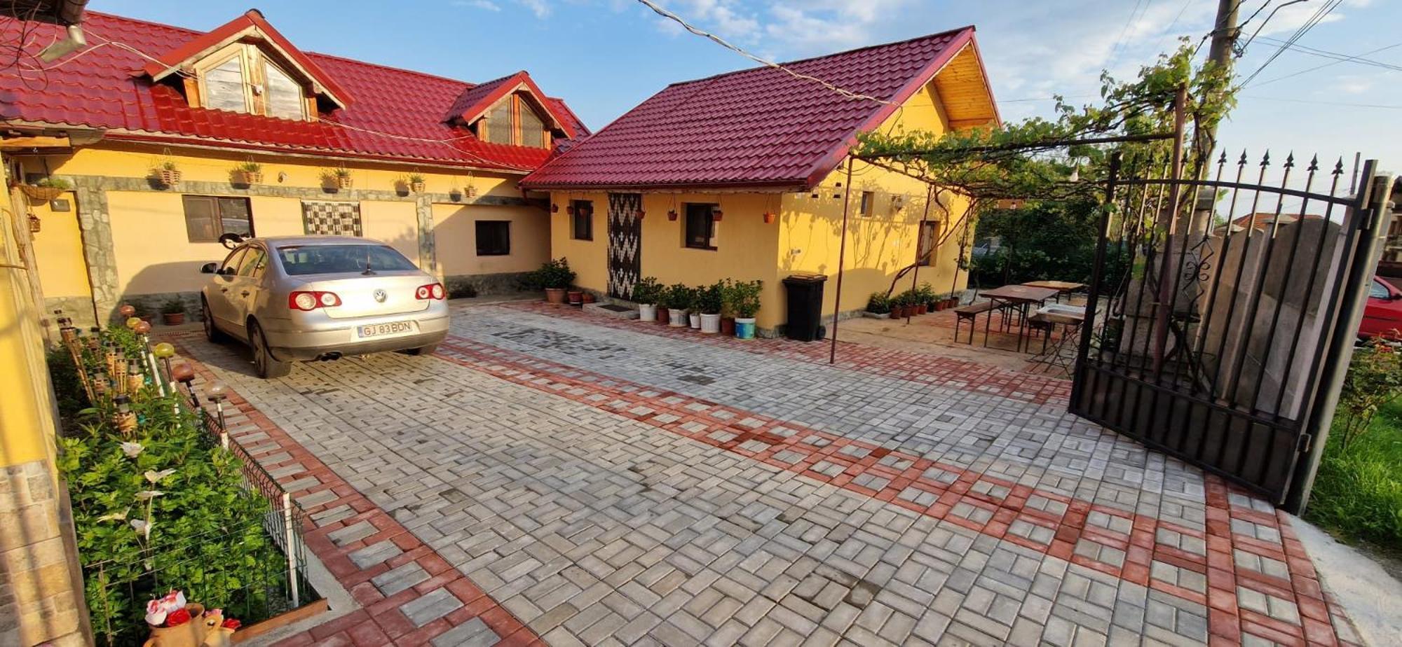 Отель Casa Andreea Новач-Стрэйни Экстерьер фото