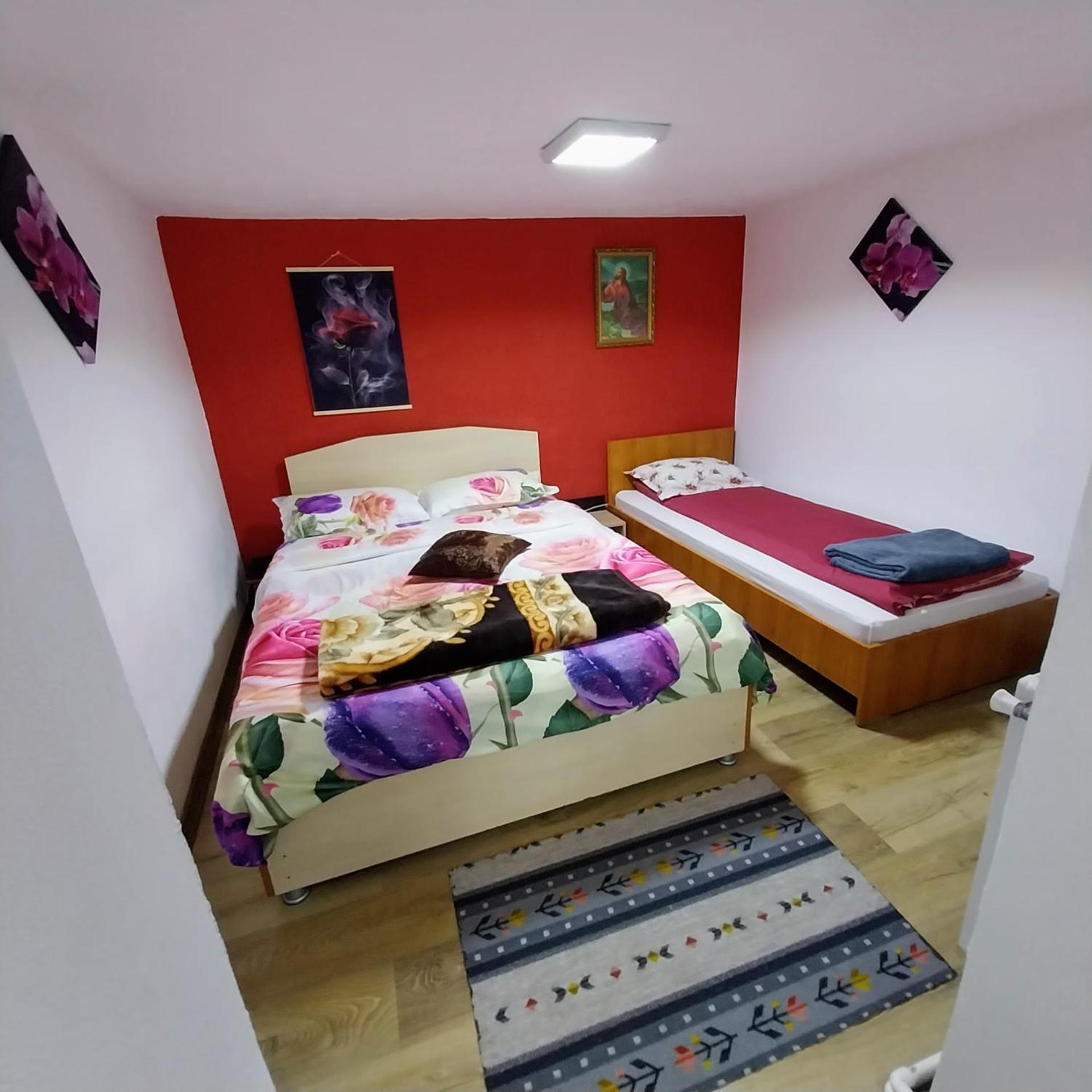 Отель Casa Andreea Новач-Стрэйни Экстерьер фото